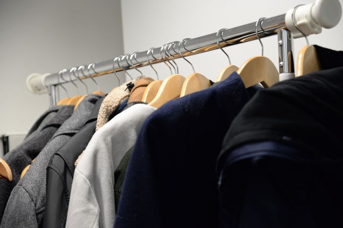 JKのスクールコートを古着屋で買って裏地オナニーする変態の幸福！